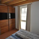 Strandlaeufer 度假居 *